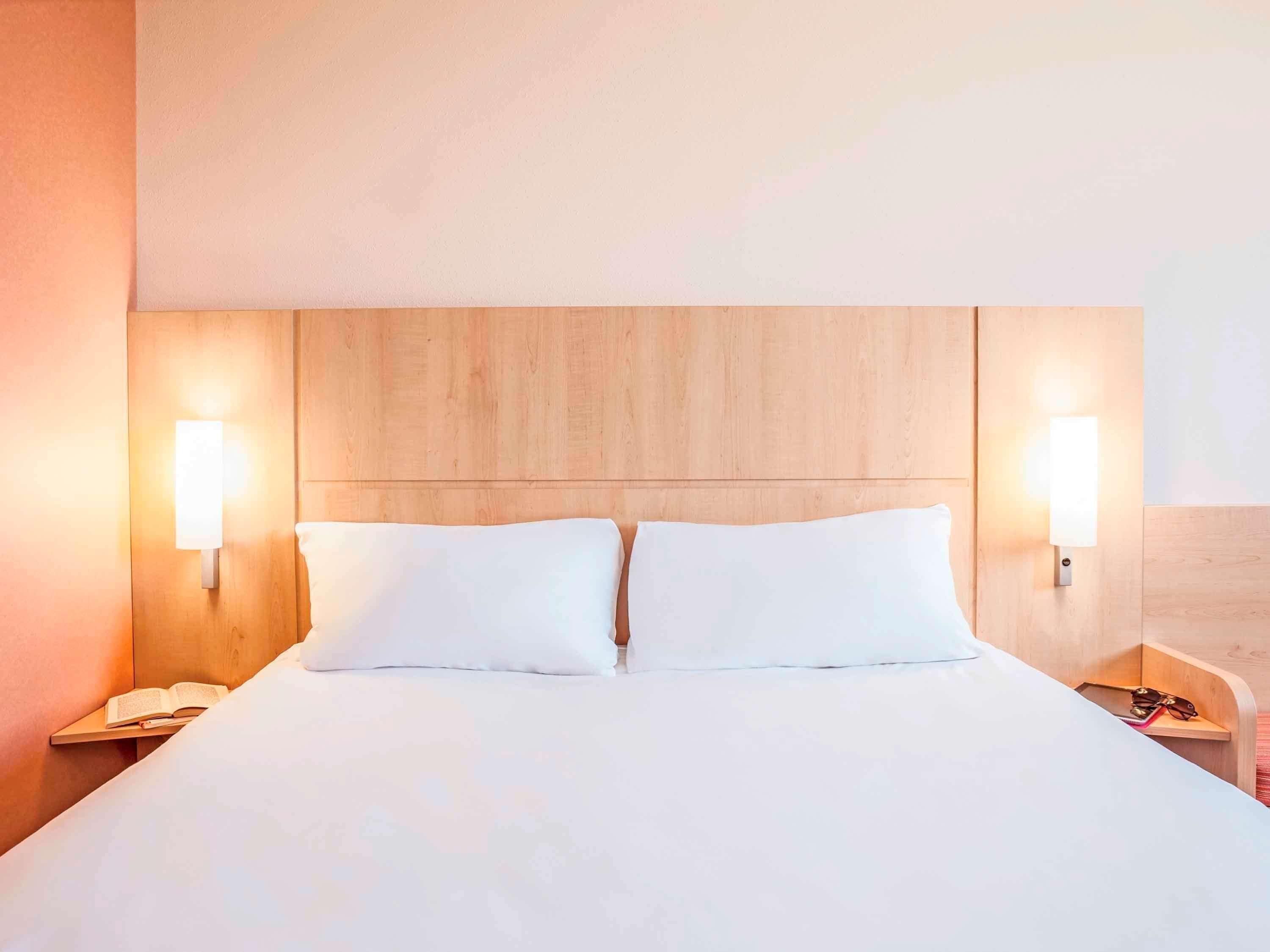 Ibis London Elstree Hotel 3*