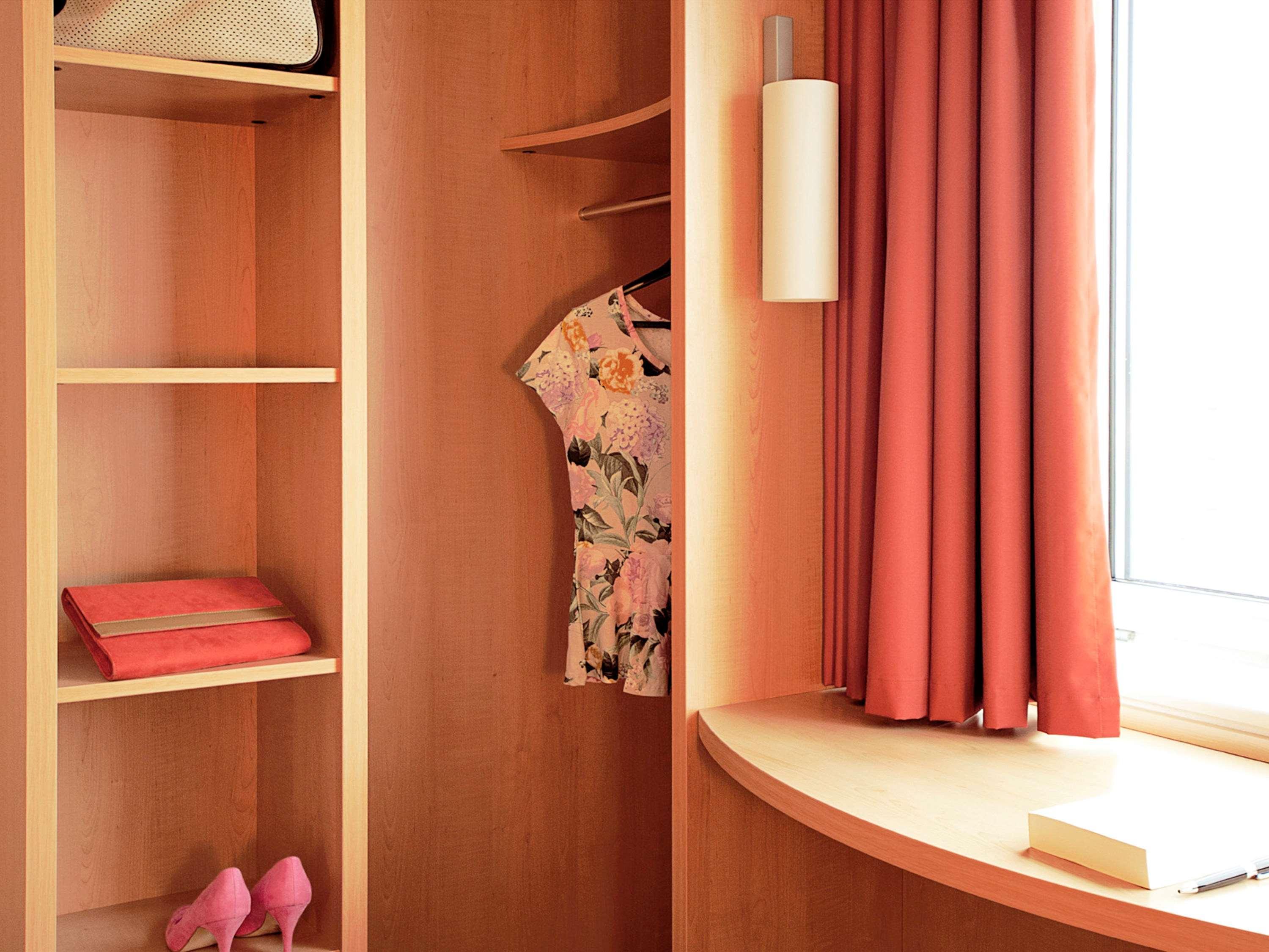 Ibis London Elstree Hotel